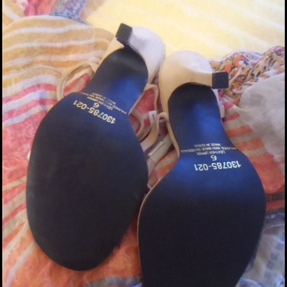 Colin Stuart Shoe's - Picture 5 of 5